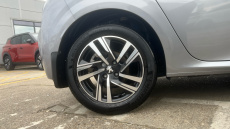 Peugeot 208 1.2 PureTech 100 Allure Premium 5dr Petrol Hatchback